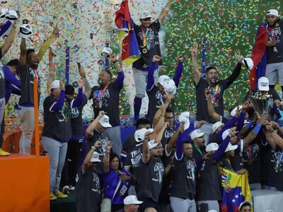 Selección venezolana béisbol celebra Clásico Mundial pero no viaja