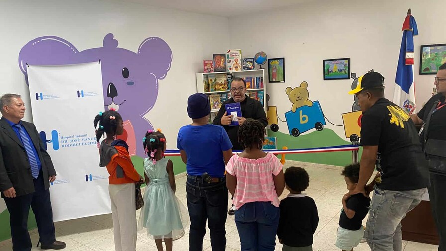 Inauguran rinc&oacute;n de lectura infantil en el hospital Jos&eacute; Manuel Rodr&iacute;guez