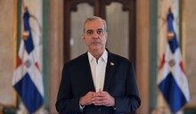 Abinader convoca a comerciantes e industriales para abordar precios de alimentos y combustibles