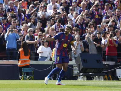 Araújo distancia al Barcelona del Real Madrid antes del derbi