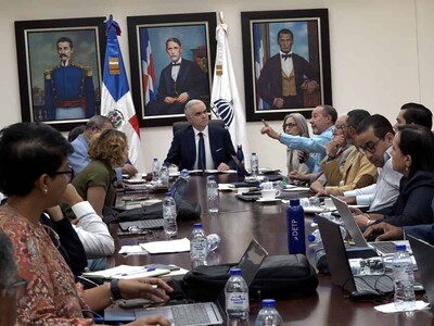 Educación afina detalles para garantizar apertura escolar 2026-2027