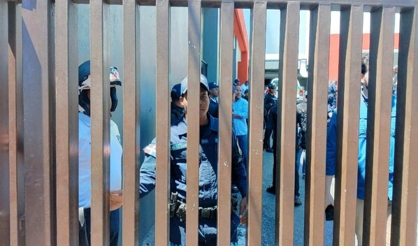 Intento de feminicidio desat&oacute; tiroteo en Cinema Centro que dej&oacute; un muerto y un herido