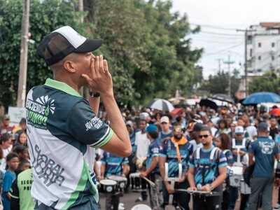 Jóvenes adventistas llevan esperanza a las calles en su día mundial