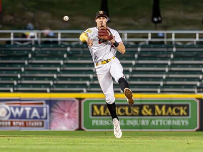 MLB: Konnor Griffin debuta como adolescente: datos y cifras