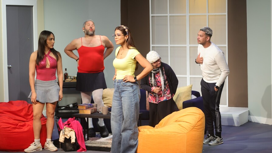 “Mi mujer es el plomero” regresa al Teatro Nacional tras su éxito