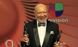 Jochy Santos: Estoy muy feliz, pero tambi&eacute;n preocupado  por el rumbo de la comunicaci&oacute;n