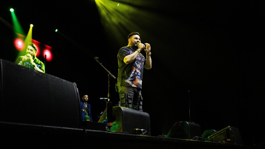 Bachata en su punto: El Chaval logra lleno total en Puerto Rico