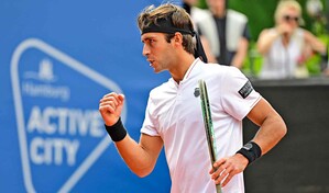 El argentino Etcheverry accede a la tercera ronda del Masters 1000 de Miami