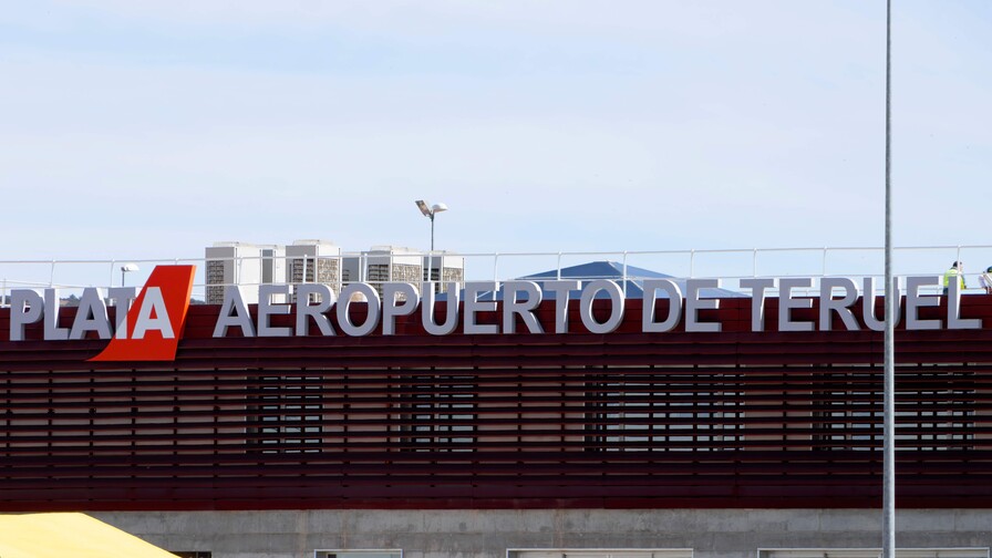 Aerolíneas de Oriente Medio resguardan sus aviones en España por la guerra