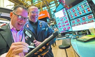Wall Street cierra al alza por comentarios de Trump sobre Ir&aacute;n