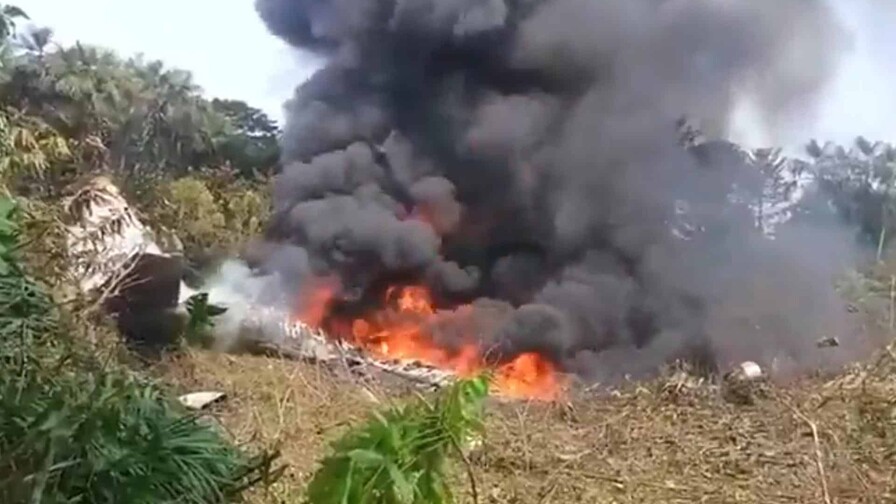 Accidente de avión con más de 100 militares en Colombia activa operativo de emergencia