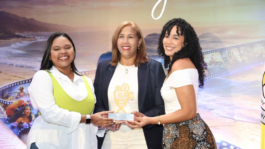 El cortometraje "El colmad&oacute;n" gana la m&aacute;s alta distinci&oacute;n de la "Semana M&aacute;s Corta 2026"