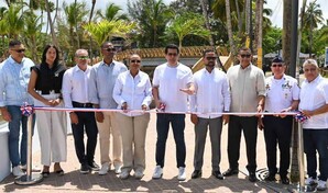 David Collado destaca la importancia de la pasarela peatonal en Las Terrenas