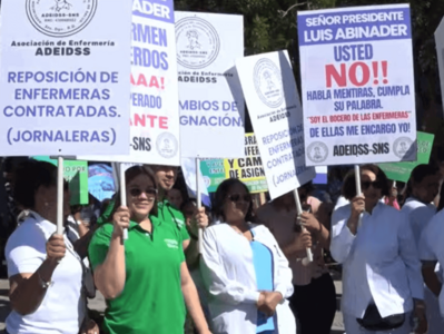 Enfermeras realizan piquete en reclamo de acuerdos definitivos