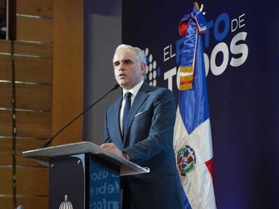Ministro educación República Dominicana participa en Unesco