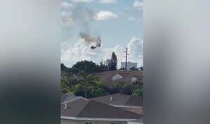 Mueren dos personas al estrellarse un helicóptero contra el techo de un almacén en Florida