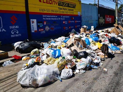 Santo Domingo Oeste tiene sus aceras ocupadas ilegalmente