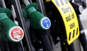 Sube el petr&oacute;leo y caen las bolsas asi&aacute;ticas por el ultim&aacute;tum de Trump a Ir&aacute;n