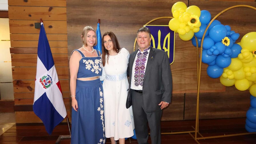 Abren consulado honorario de Ucrania en Rep&uacute;blica Dominicana