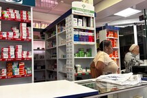Llaman a no acaparar medicamentos pese a incertidumbre en los precios por conflicto en Medio Oriente