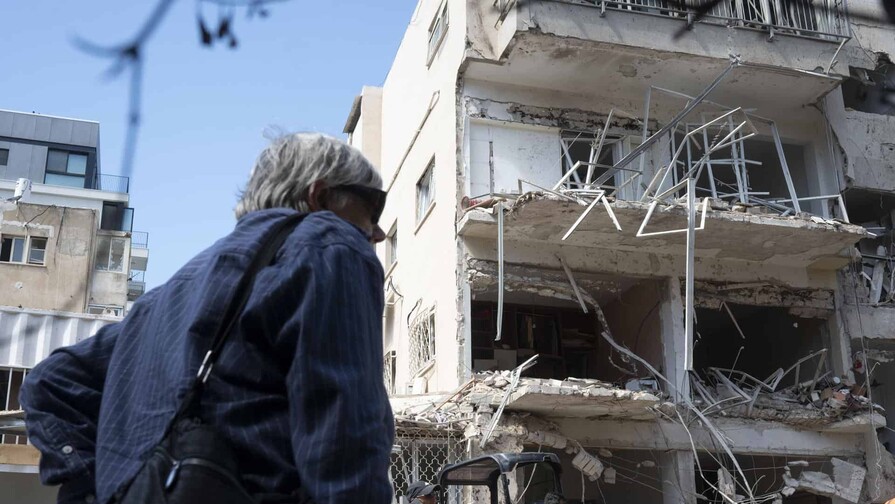 Ir&aacute;n e Israel se siguen atacando pese a declaraciones de Trump sobre negociaciones