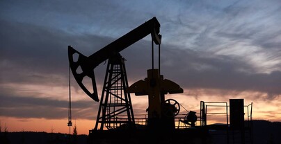 Los operadores apostaron millones de d&oacute;lares en crudo antes de anuncio de Trump, dice FT