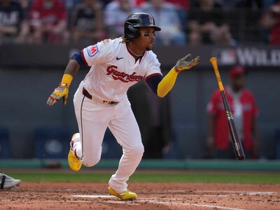 José Ramírez, a las puertas de ingresar al club de 300-300-300