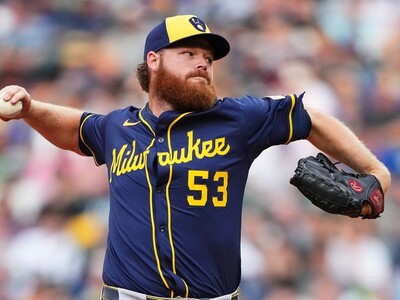 MLB: Brandon Woodruff evitará la lista de lesionados y abrirá