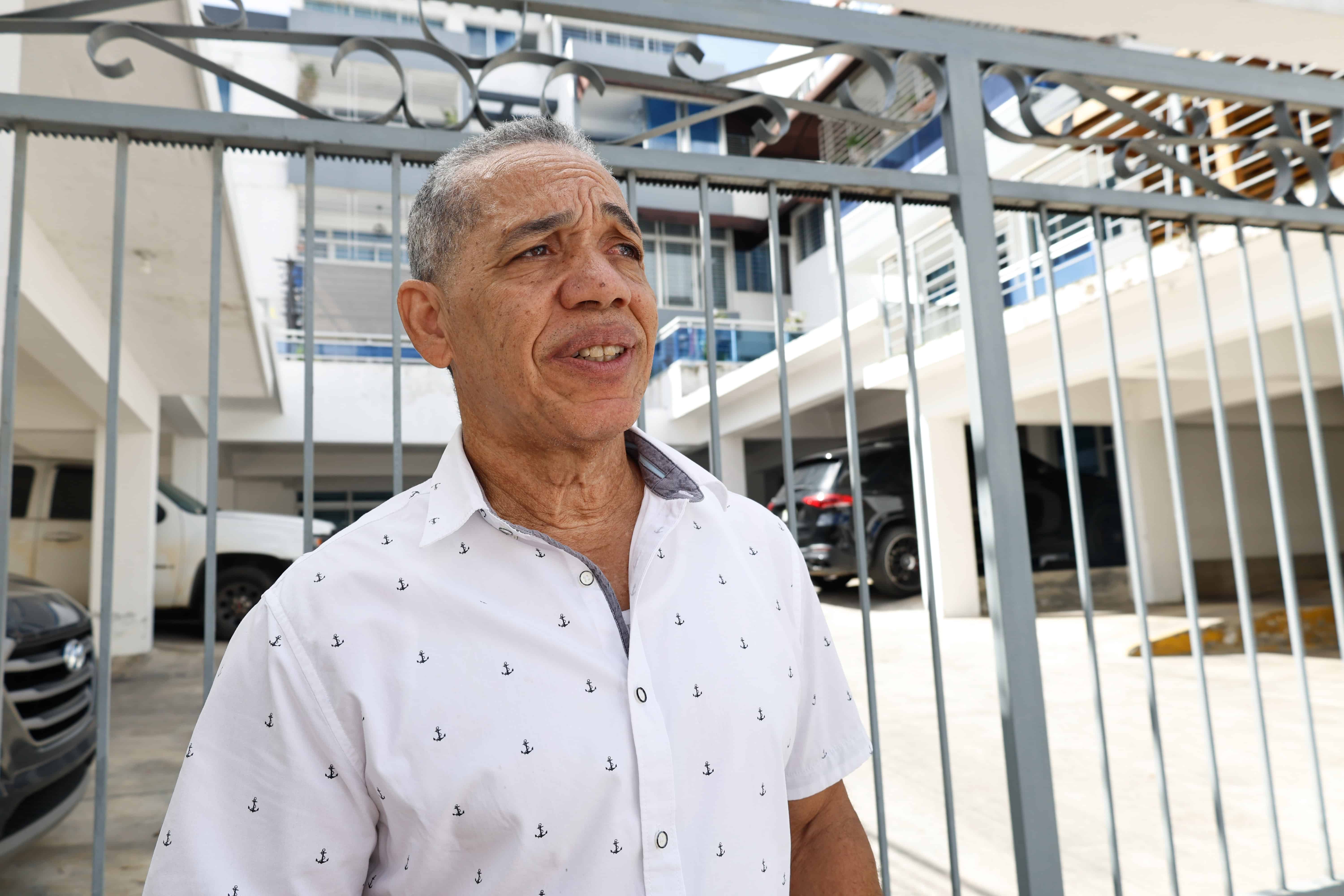 Eual Veras, presidente de la junta de vecinos El Condado.