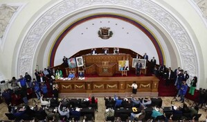 Parlamento venezolano aprueba designaci&oacute;n de Arianny Seijo como nueva procuradora general