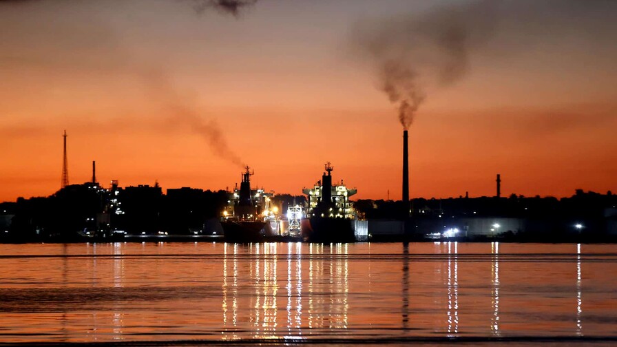 Hasta un 63 % de Cuba estará este miércoles a la vez sin corriente por la crisis energética