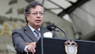 Petro alerta sobre plan contra candidato que apoya para presidenciales en Colombia