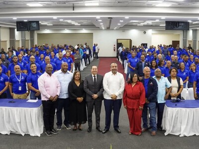 Minerd e Inefi capacitan a más de 300 docentes con taller formativo