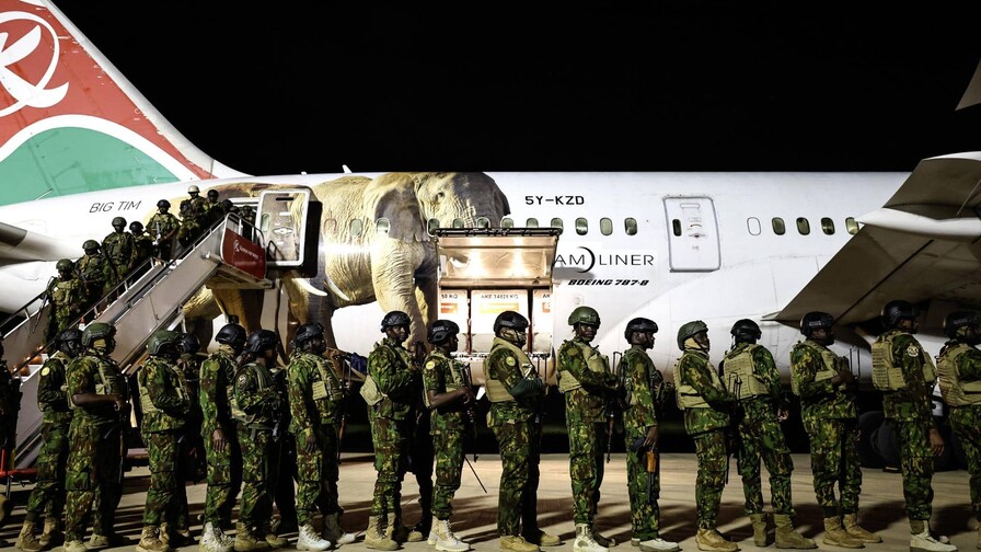 Kenia recibe un grupo de 208 polic&iacute;as que participaron en misi&oacute;n de seguridad internacional en Hait&iacute;