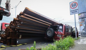 Relato del conductor de la yipeta aplastada por un cami&oacute;n en el KM 9 que caus&oacute; gran tap&oacute;n