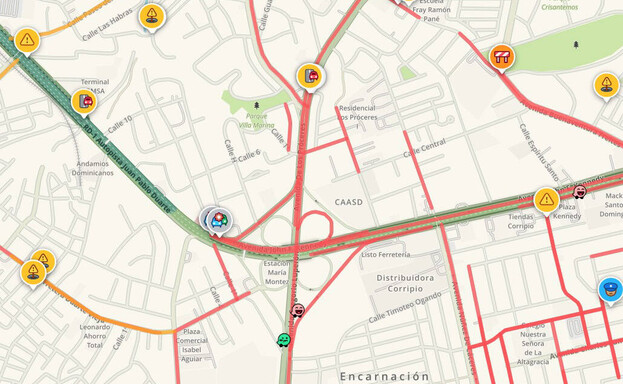 Cami&oacute;n se accidenta en el kil&oacute;metro 9 y causa gran tap&oacute;n al oeste del Distrito