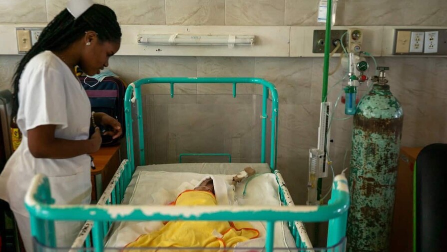 En Cuba golpeada por la crisis, m&eacute;dicos toman decisiones dificil&iacute;simas en cardiocentro infantil