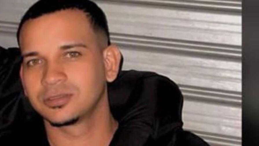 "Vine a matarte": una joven sobrevive y su padrastro muere tras agresi&oacute;n de expareja