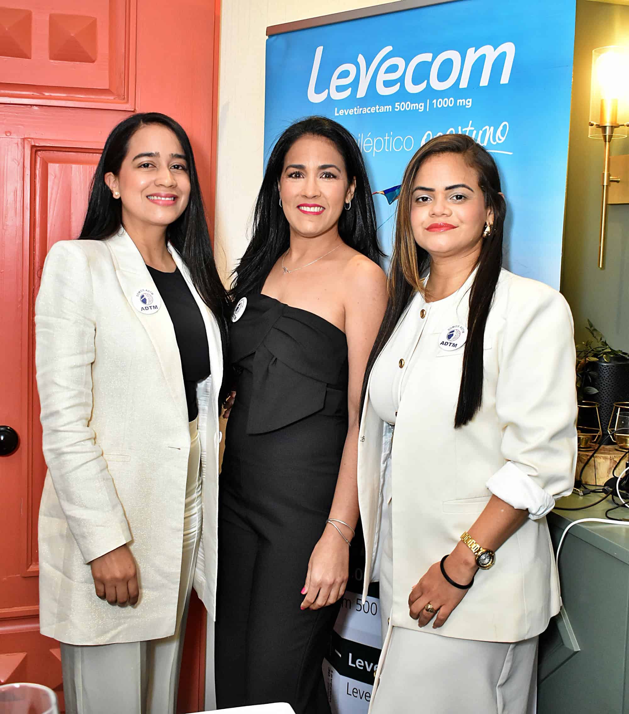 Yafreisy Carbonell, Rosa Maria Carrera y Patricia Recio.