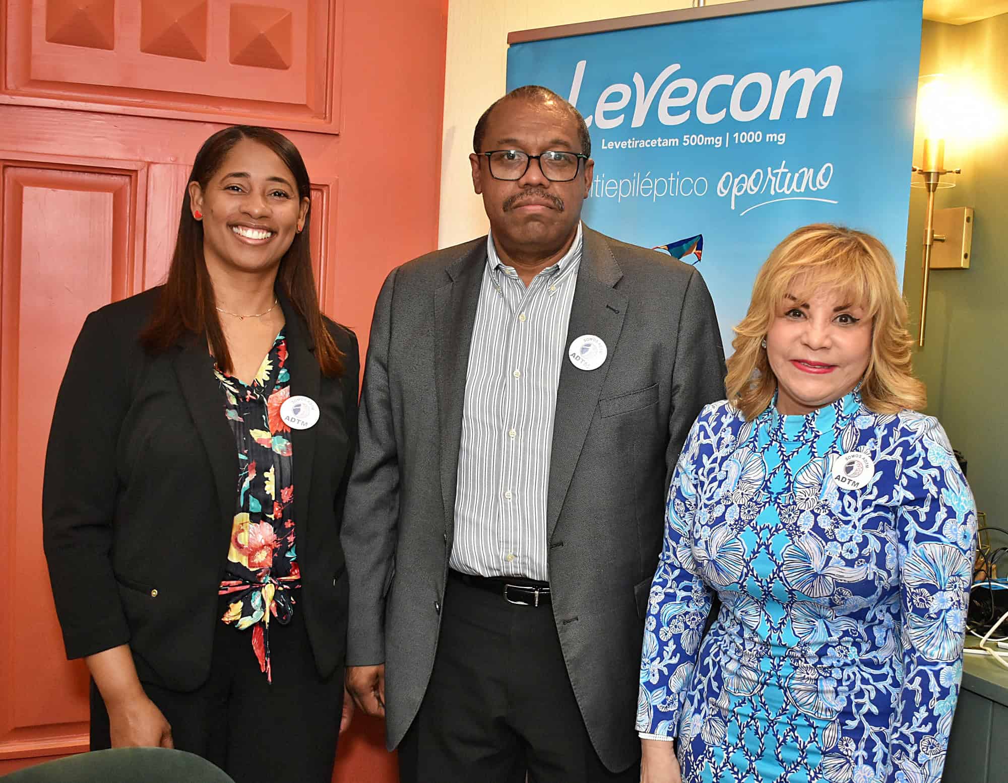 Minellis Rodríguez, Luis Tucen y Ana Robles.