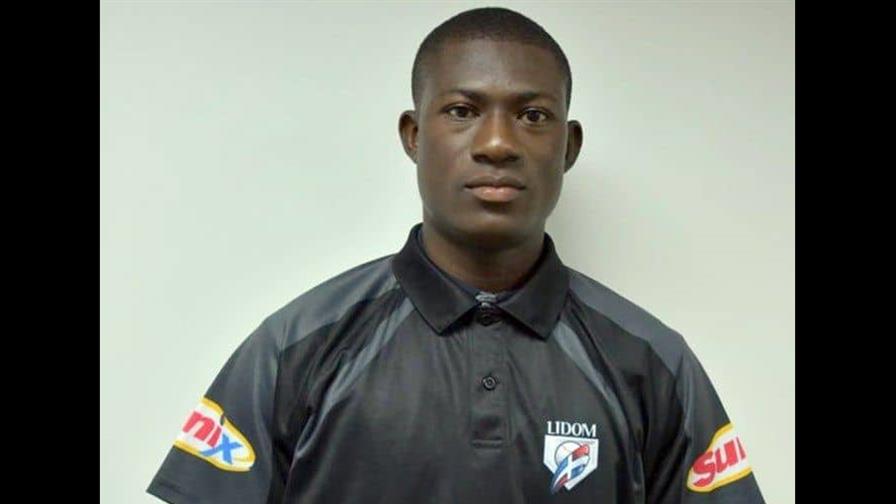 Félix Neón: otro árbitro dominicano que toca las puertas de la MLB Félix Neón: otro árbitro dominicano que toca las puertas de la MLB