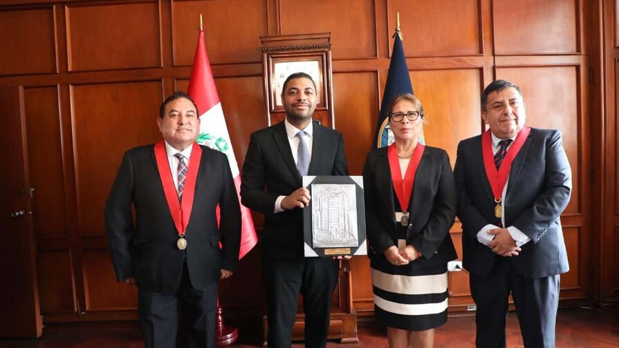 Fiscal dominicano expone en Per&uacute; sobre ciberdelitos