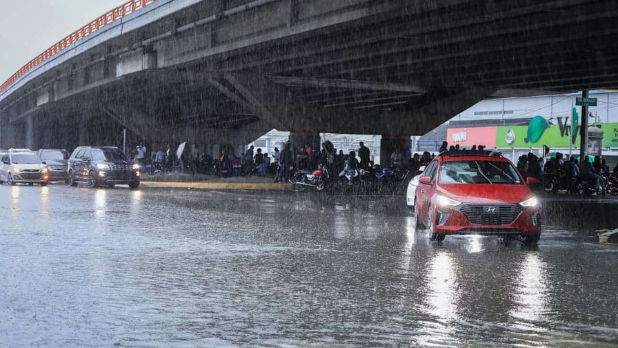 Se registran intensas lluvias en el Gran Santo Domingo Se registran intensas lluvias en el Gran Santo Domingo