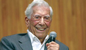 Perú celebra el 90 aniversario de nacimiento de Vargas Llosa con cine, charlas y teatro