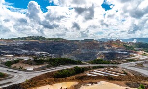 Espejitos por oro versi&oacute;n siglo 21: RD$9,671 millones que S&aacute;nchez Ram&iacute;rez nunca vio