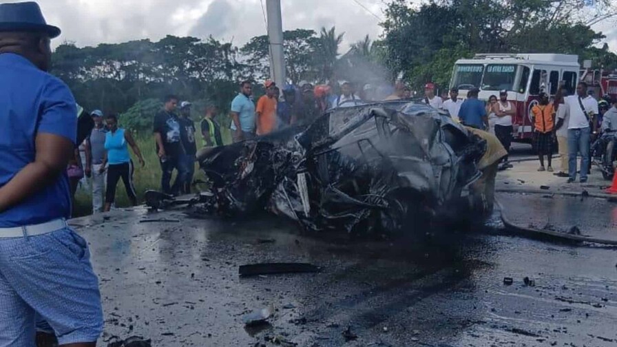 Un muerto y un herido tras accidente múltiple en La Altagracia Un muerto y un herido tras accidente múltiple en La Altagracia