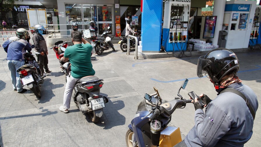 Petr&oacute;leo de Venezuela seduce al sector, pero incertidumbre frena el entusiasmo