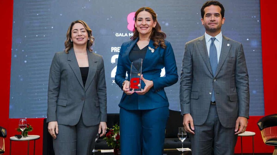 J&oacute;venes l&iacute;deres son reconocidos en la XIV edici&oacute;n del Premio Joven del A&ntilde;o 2026