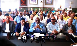 Un grupo de transportistas, que no incluye a Conatra y Fenatrano, promete no subir el pasaje