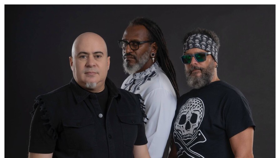 "De vuelta a la costa": Toque Profundo se reencuentra con su p&uacute;blico de Puerto Plata y Sos&uacute;a